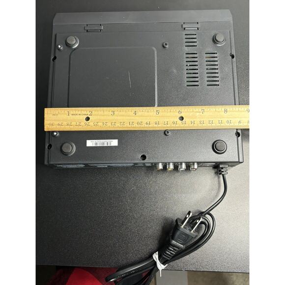 Sylvania HDMI Upconvert DVD Player with 1080P Upconversion (SDVD6655)™ - Picture 6 of 16